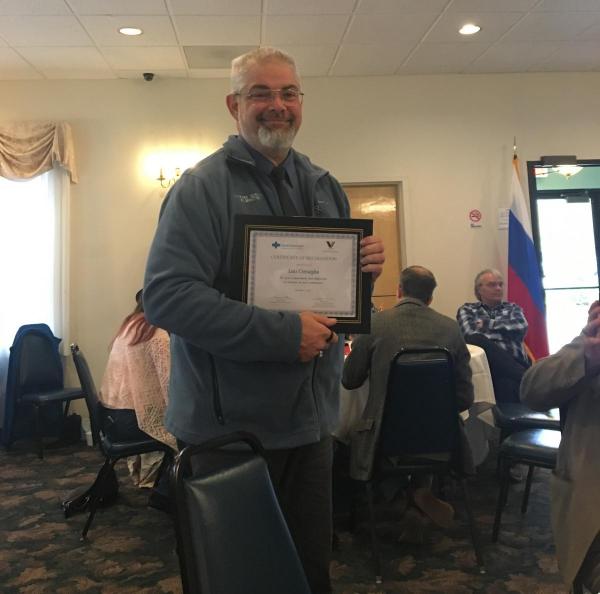 Veterans Director Lou Cimaglia &amp; his award